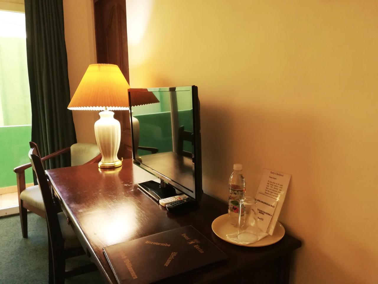 Hotel Berlin San Salvador Luaran gambar
