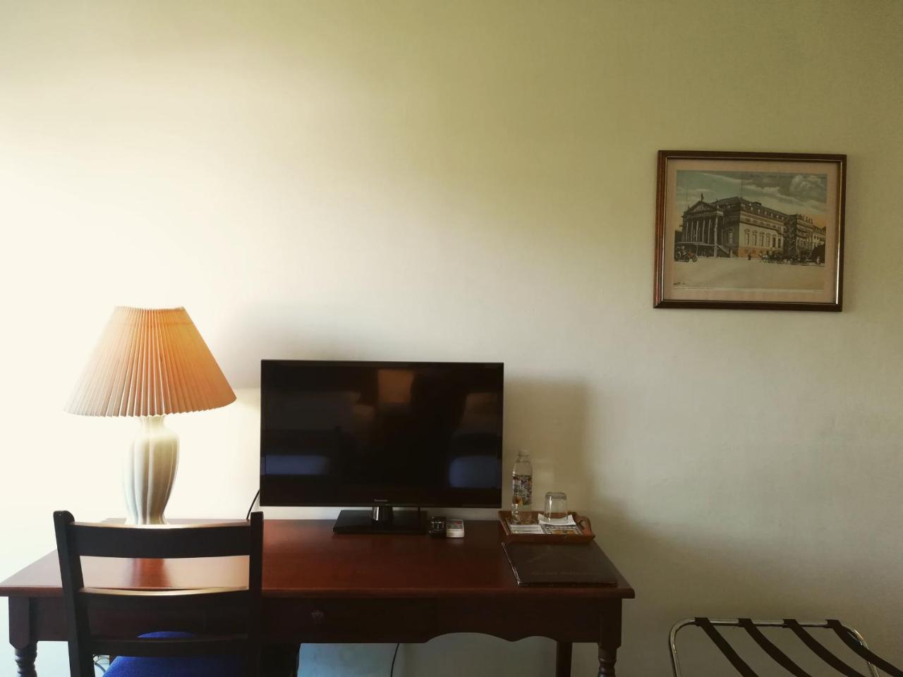 Hotel Berlin San Salvador Luaran gambar