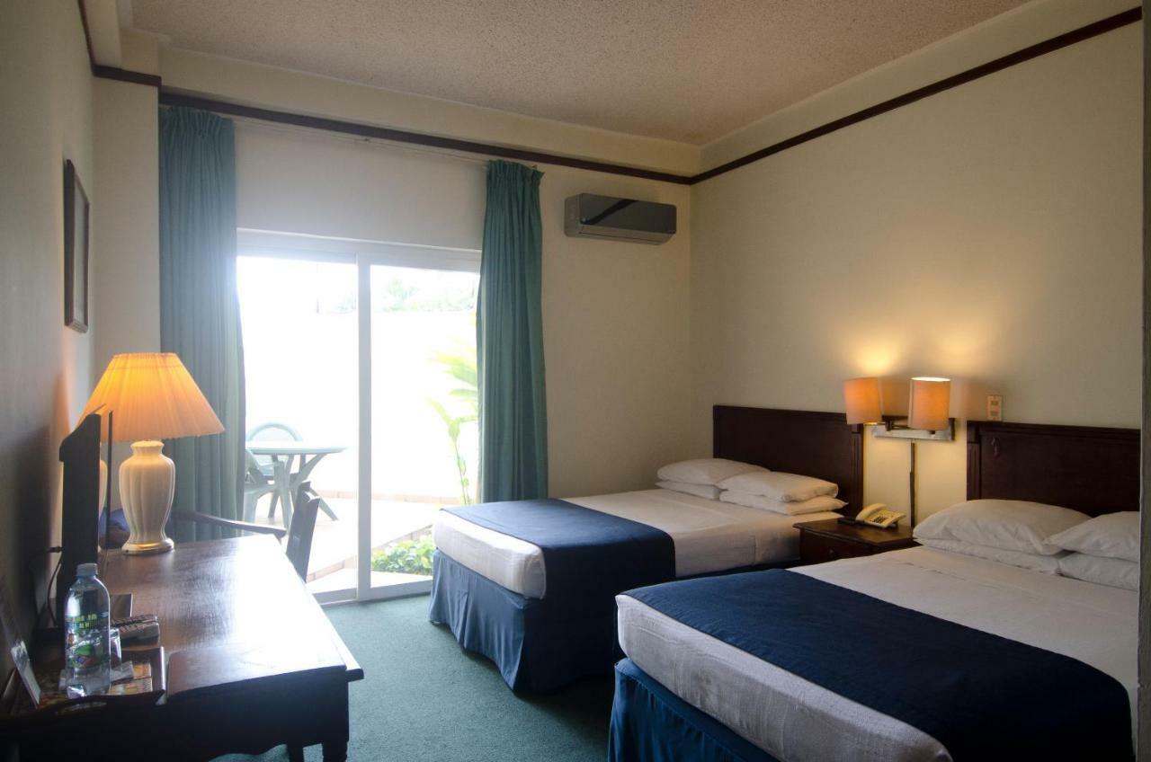 Hotel Berlin San Salvador Luaran gambar